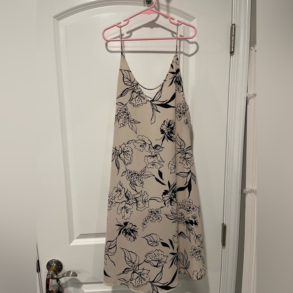 White and Black Floral Shift Dress